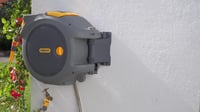 Tambur cu furtun montabil pe perete Hozelock Auto Reel cu furtun de 25 m – Suport automat pentru furtun de grădină 6