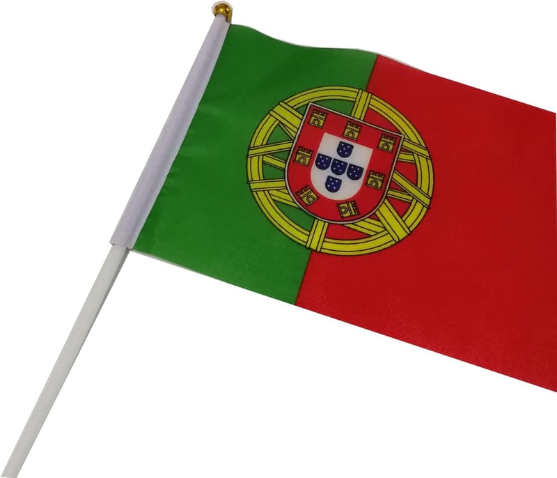 HPMAISON 50 db Portugál Zászló Kézi Zászlók Ünnepségekhez Dekorációhoz 14x21 cm