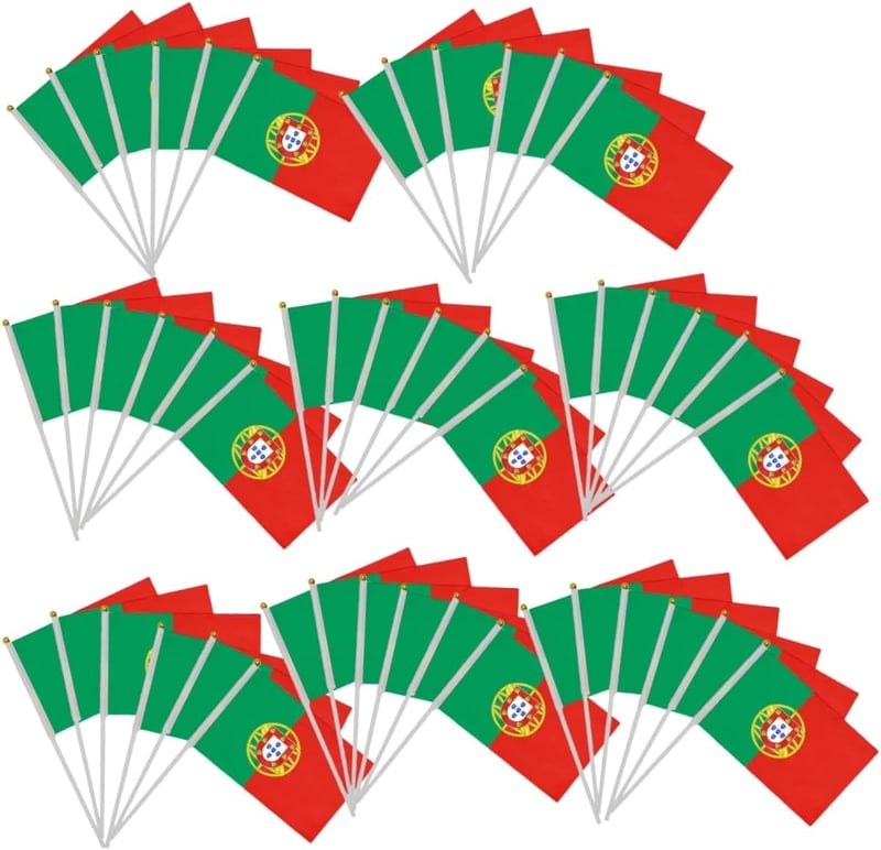 HPMAISON 50 db Portugál Zászló Kézi Zászlók Ünnepségekhez Dekorációhoz 14x21 cm