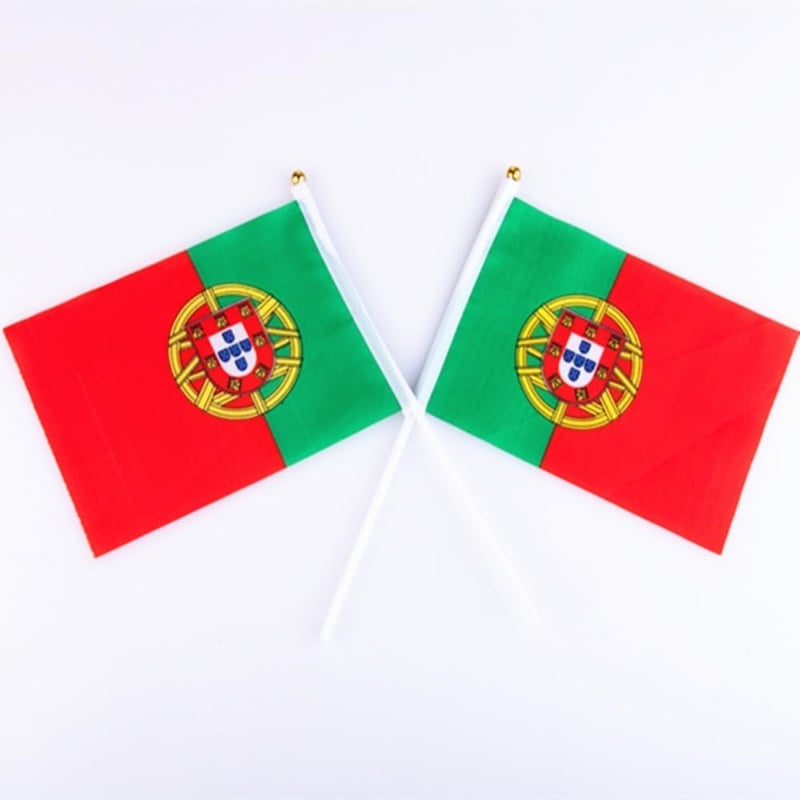 HPMAISON 50 db Portugál Zászló Kézi Zászlók Ünnepségekhez Dekorációhoz 14x21 cm