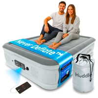 Samonafukovacia matrac pre hostí a na kempovanie Huddle Never Deflate, dvojitá 135x190 cm, so zabudovanou pumpou, USB-C portom a nočným svetlom, pre 2 osoby 1