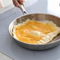 IBILI 24 cm rozsdamentes acél serpenyő indukciós nem tapadó ezüst 9