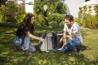 Elektrický vertikutátor IKRA IEVL 1738 – 1700 W, pracovná šírka 38 cm, nastaviteľná pracovná hĺbka, 50 l zberný kôš 6