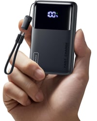 INIU Mini Powerbank 10 000 mAh, 45 W rýchle nabíjanie, s USB-C káblom – čierna 1