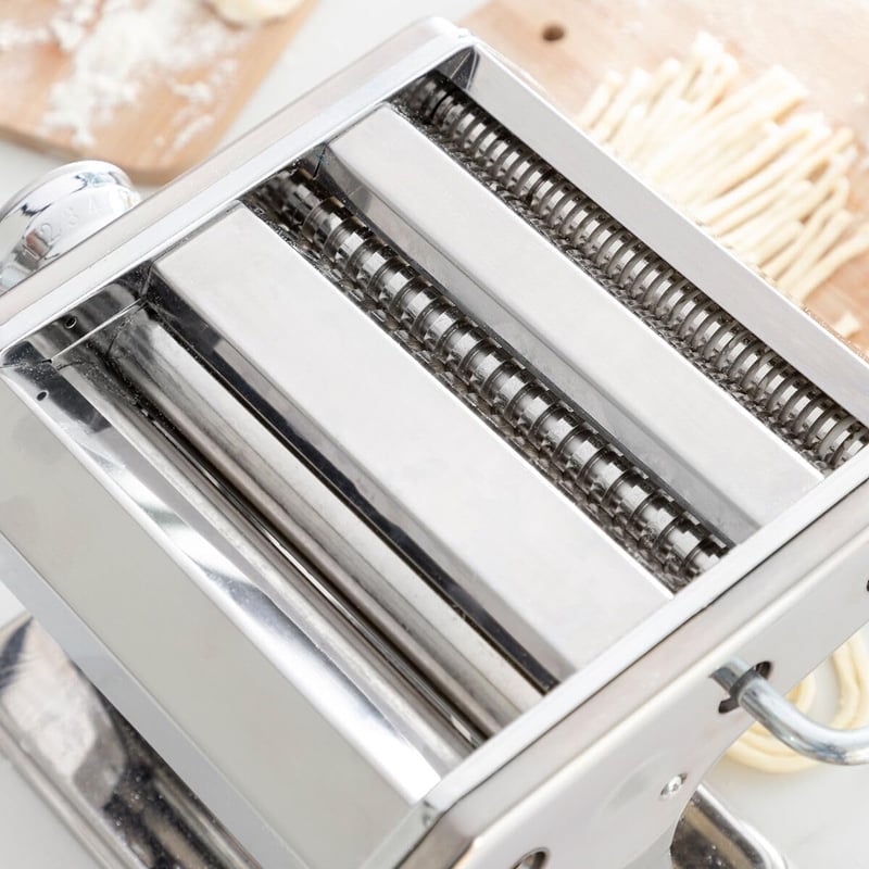InnovaGoods Kézi Tésztakészítő Gép 3 Hengerrel Spagetti Tagliatelle Lasagne Szürke