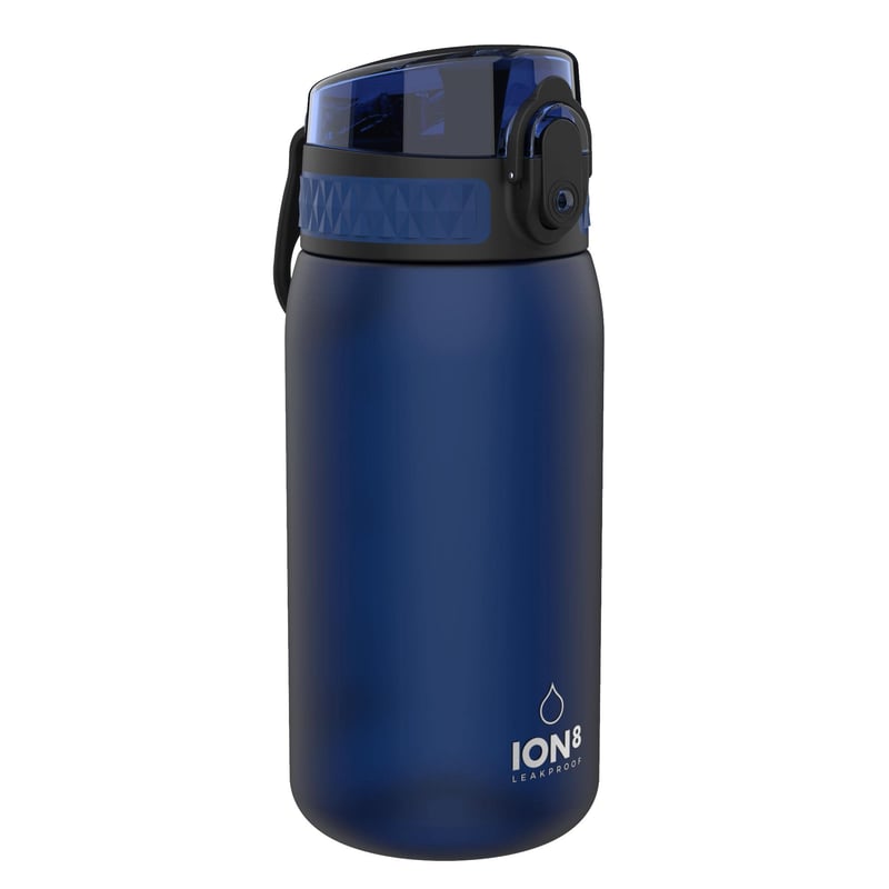 Detská fľaša na vodu ion8 350 ml, nepriepustná, otváranie jednou rukou, vhodná do umývačky riadu, bez BPA, s úchytom na prenášanie, výklopný uzáver, námornícka modrá