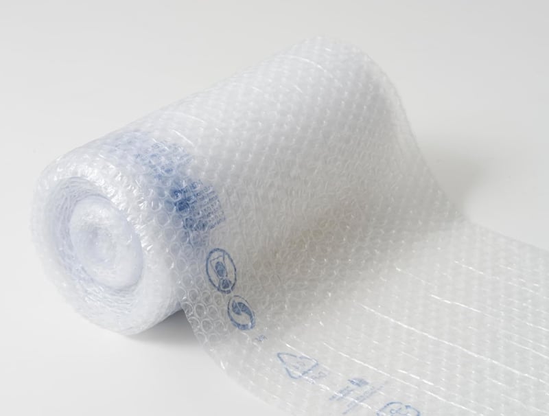IPEA Buborékfólia 10m x 30cm Szállításhoz Csomagoláshoz Védelem Párnázás