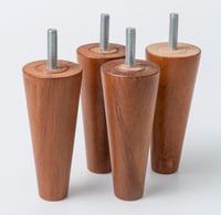 Kónusové nohy z masívneho dreva IPEA 14 cm – orech, 4 ks 4