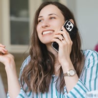 Silikonska maskica s mramornim uzorkom za iPhone 13 Pro Duo - crno-bijela 7