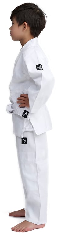 Detské judo kimono IPPONGEAR Future 2 s bielym opaskom – pre začiatočníkov, látka 335 g/m², elastický pás, tréningový úbor pre deti 6