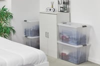 Iris Ohyama NTB-60 Fedeles Tárolódoboz 60L, 4 db, Ezüst, Biztonságos Zárás, Egymásra Rakható, Fogantyúval, Hálószobába, Irodába, BPA-mentes 2