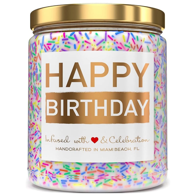 Cadou de Zi de Naștere pentru Femei iTbxzzy - Lumânare Parfumată cu Lavandă Happy Birthday 9 oz cu Decorațiune în Dungi Colorate