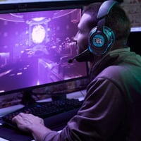 Căști de gaming JBL Quantum ONE - USB și jack de 3,5 mm - Tehnologie QuantumSPHERE 360 - Compatibile cu PC, PlayStation și Xbox - Negru 9
