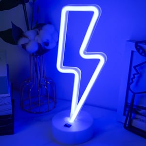 JEMESI Neónový nápis Blesk, modré LED nočné svetlo pre dospievajúcich chlapcov, dekorácia do izby, napájanie na batérie a USB