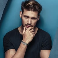 JewelryWe Férfi fekete fonott bőr karkötő punk szegecsekkel rozsdamentes acél mágneses csattal fekete arany ezüst 2