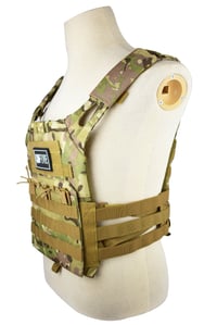 Taktická vesta JPC pre airsoft a poľovníkov – maskáčová s MOLLE systémom 2