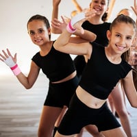 Detské gymnastické rukavice JSTHHTT s úchopovými vložkami a remienkami na zápästie - 2 páry 7