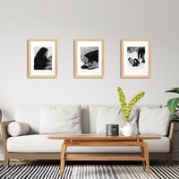 KAIWIN fotorámik 40x60 cm, dubový drevený nástenný rám na fotky, rám na plagáty a puzzle, závesný drevený fotorámik 3