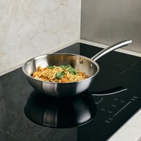 Wok panvica KAMBERG 24 cm, nerezová oceľ 18/10, trojvrstvová, s pokrievkou, bez PFAS, vhodná na indukciu a do rúry, na všetky typy sporákov, sivá 2