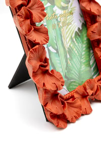 Kare fotorámik s motívom listov Ginkgo 10 x 15 cm oranžový, na výšku aj na šírku, na zavesenie na stenu, ručne maľovaná dekorácia do obývačky 4