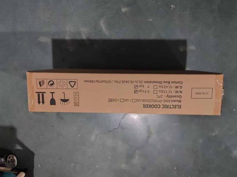 Karinear 2 égőfejes üveg főzőlap 3200W hordozható infravörös timer funkcióval