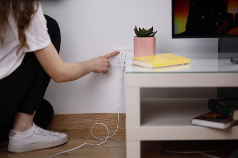 KEL Ultra Lapos Szögelfordító Dugó 5db Fehér 2P 6A Csatlakozó Hosszabbító Javításhoz