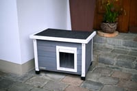 Kerbl Rustica kućica za mačke od punog drva, s vratima na ljuljanje, pleksiglas prozorom - siva/bijela - 57x45x42 cm 2