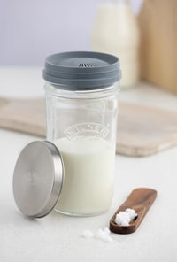Kilner Kefir Készlet 500ml Üveg Rozsdamentes Fedéllel és Szitával 4