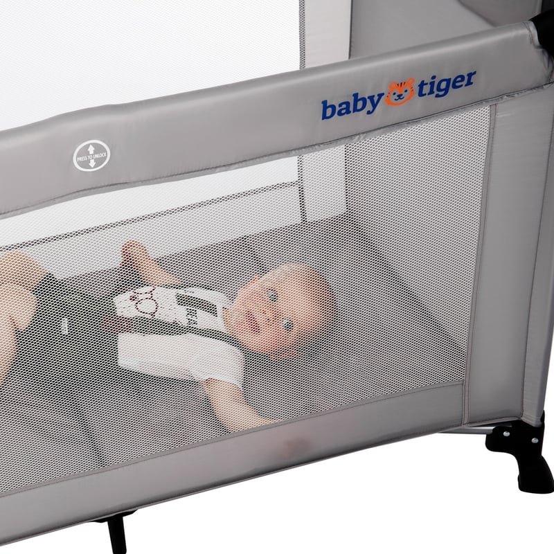 KINDERKRAFT Utazó kiságy Baby Tiger VIKI szürke összecsukható
