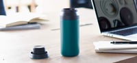 Cestovný termohrnček Kinto Travel Tumbler čierny 350 ml, dvojstenný izolačný pohár na cesty 6