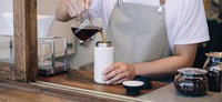 Cestovný termohrnček Kinto Travel Tumbler čierny 350 ml, dvojstenný izolačný pohár na cesty 5