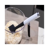 Bol amestecător și de măsurare KitchenAid cu mâner, 2 litri (8 căni), lavabil în mașina de spălat vase, negru 3