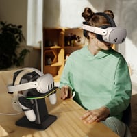 Magnetická nabíjacia stanica KIWI design RGB pre Meta Quest 3S/3/2/Pro VR headset a ovládače, vertikálny dok 7