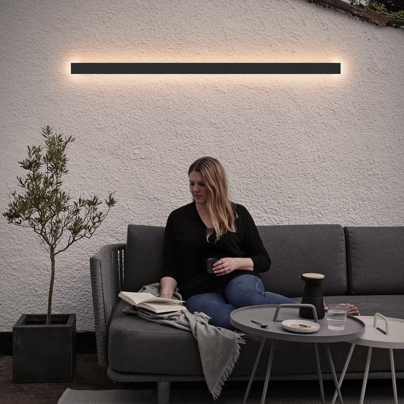 Klighten 120 cm-es Kültéri-Beltéri LED Fali Lámpa - IP65 Vízálló Fekete Vas-Akril Világítás, 35W, Meleg Fehér 3000K, Szabályozható