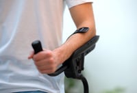 Ergonomické podpažné barle KMINA PRO pre dospelých – ľavé – čierne – 1 ks 7