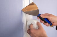 Bandă de îmbinare din fibră de sticlă Knauf pentru plăci de gips-carton și plăci din gips-fibră – 50 mm x 25 m, Alb 5