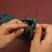 Sada obojstranných ihlíc na pletenie KnitPro Symfonie – 4 mm, 10 cm, viacfarebné 5
