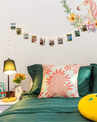 kolpop LED Fotófüzér Csipeszekkel - 5m 50 LED Meleg Fehér Fényfüzér Képek Kihelyezéséhez - Elemes Dekorációs Világítás Szobába, Esküvőre, Pa 3