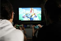 Set de controllere Konix Joypad pentru console Nintendo Switch și Switch OLED - Compatibil cu Nintendo Switch 2 - Baterie de 8 ore - Funcție de vibrație - Verde și Albastru 6