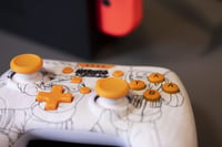 Controler cu fir Konix Naruto Shippuden pentru Nintendo Switch, Switch 2 și PC - Vibrații - Cablu 3 m - Motiv Kakashi - Alb 10