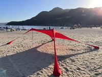 KooMover Strandárnyékoló Sátor 4-5 Személyes, Vízálló Poliészter, Napvédő Napellenző, Könnyű Hordozható Strand Menedék, Piros 7