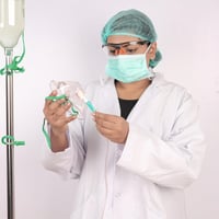 Kurtzy 12 darabos csomag fekete-narancssárga CE biztonsági szemüveg gumis szárral 5