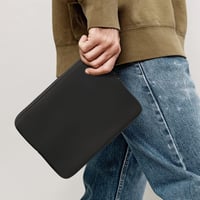Husă universală din neopren kwmobile pentru tabletă de 12,4"-12,9" - Husă de protecție - Negru 2