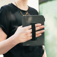 Obal kwmobile pre čítačku e-kníh Pocketbook Touch Lux 4/5/Touch HD 3/Color (2020)/Vivlio Lux 5 – Flipové puzdro zo syntetickej kože so stojanom – ružovo-zlaté 2