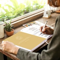 Jurnal de recunoștință Lanpn pentru bărbați și femei, jurnal de recunoștință și mindfulness pe 4 luni, carte de recunoștință de 5 minute, 20x23 cm, bej, în limba engleză 7