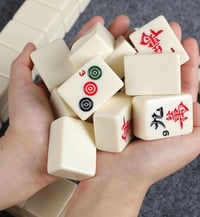 LANYOTA Mahjong Készlet - Nagy Elefántcsont Színű Játék Arab Számokkal, 146 Melamin Lapka, 2-4 Játékos Részére, Kínai Társasjáték 2