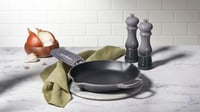 Mlynček na korenie Le Creuset, 21 cm, ABS plast, keramický mlecí mechanizmus, nastaviteľná hrúbka mletia, matná čierna 8