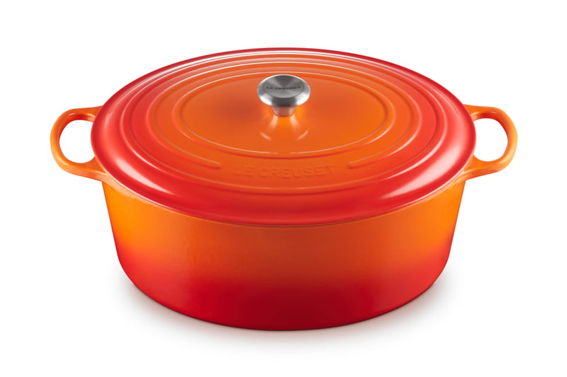 Oală ovală din fontă cu capac Le Creuset Signature, 40 cm, 13,9 L, culoare portocaliu vulcanic, compatibilă cu toate sursele de căldură, inclusiv inducție