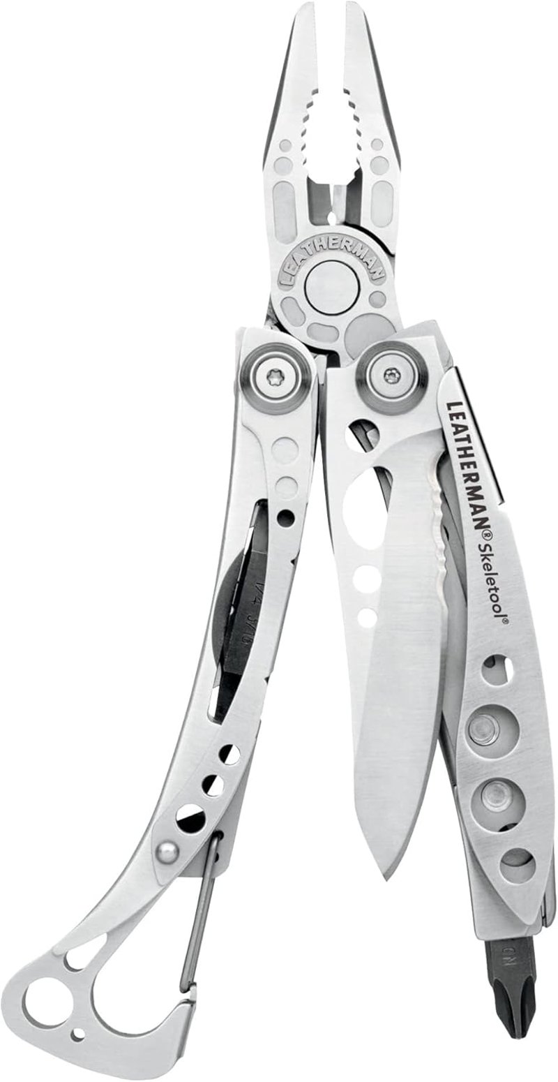 Leatherman Skeletool Multifunkciós Zsebszerszám - 7 Eszköz Egykezes Használattal, Rozsdamentes Acél, 142g, Ezüst, Karabinerrel