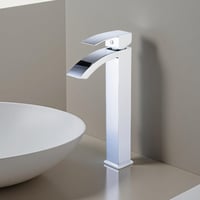 Leekayer Fürdőszobai Mosdó Csaptelep Vízesés Kifolyó Króm Bevonattal Egylyukú Szerelés Modern Design Cink Anyag 3
